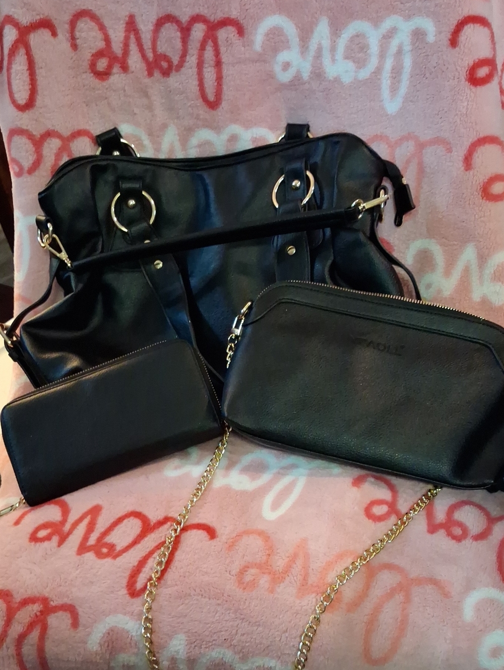 YZAOLL Black Women’s Hand  Bag Set - Classic Black.